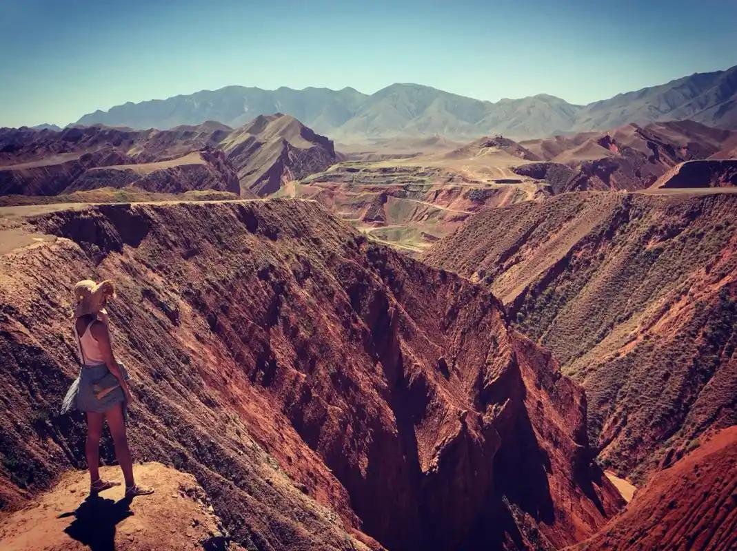 Driving the S101: Xinjiang's Tianshan Scenic Highway in Xinjiang