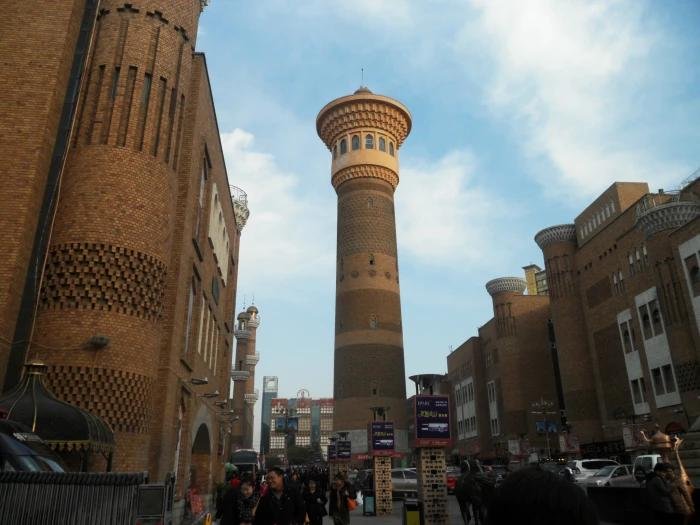 A self-drive view in Xinjiang